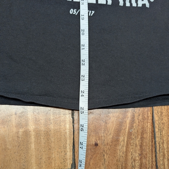 Metallica Philadelphia Concert Tee (M) - Picture 8 of 8